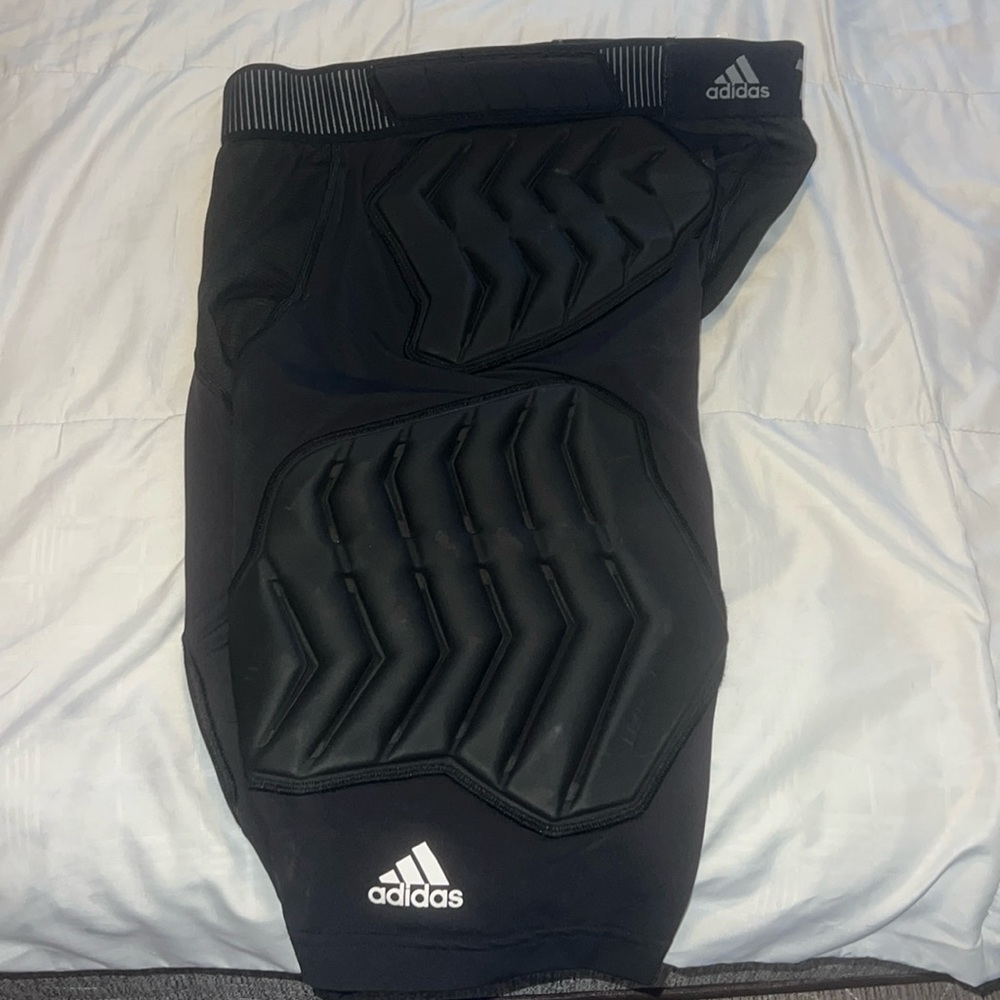 NBA MENS BALCK SHORTS